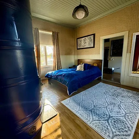 Vahtitupa Tuurin Asemalla , Omakotitalo Laehellae Veljekset Keskistae * Tuuri