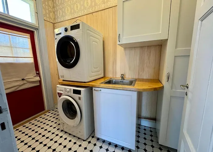 Vahtitupa Tuurin Asemalla , Omakotitalo Laehellae Veljekset Keskistae Tatil Evi *